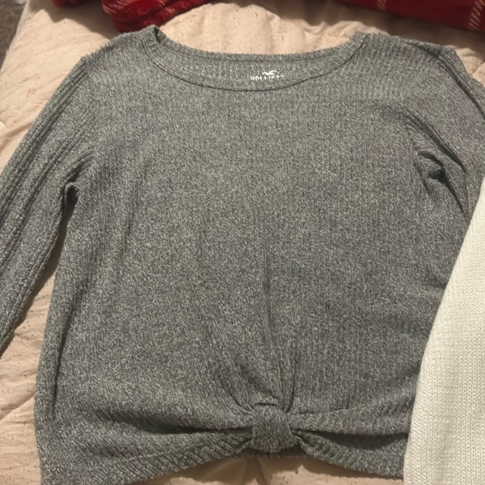 Hollister Bundle of 2 Grey and White sweaters